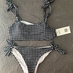 BRAND NEW Zaful swimsuit!!